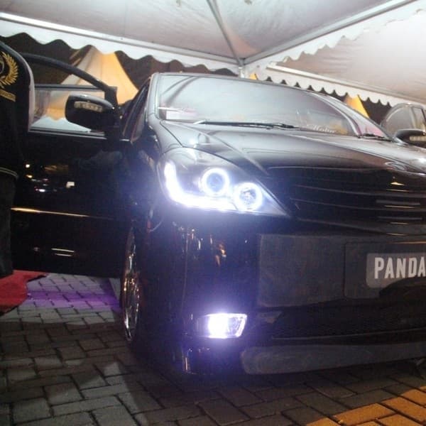 Toyota Innova Asal Purwokerto Jadi King of Black Solo 2016