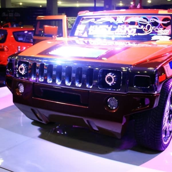 Isuzu Panther Ini Berwujud Hummer