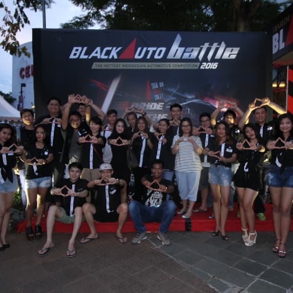 Turunkan 10 Mobil, The Crow Ramaikan BlackAuto Battle 2016 JABOTABEK