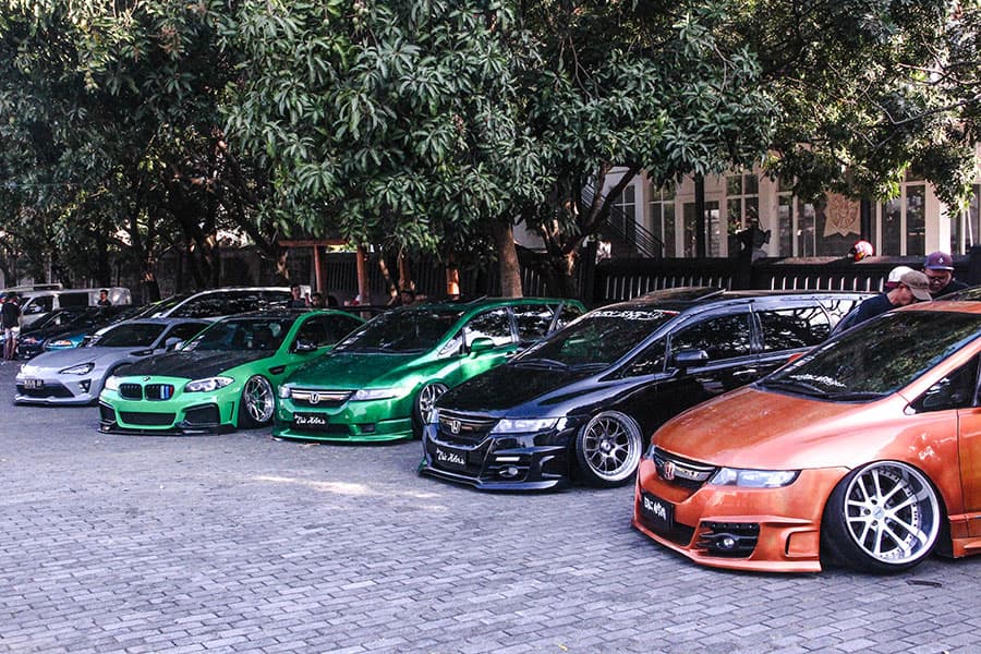  18 Komunitas Mobil Saling Bertarung Memperebutkan The Champ dan King of Black