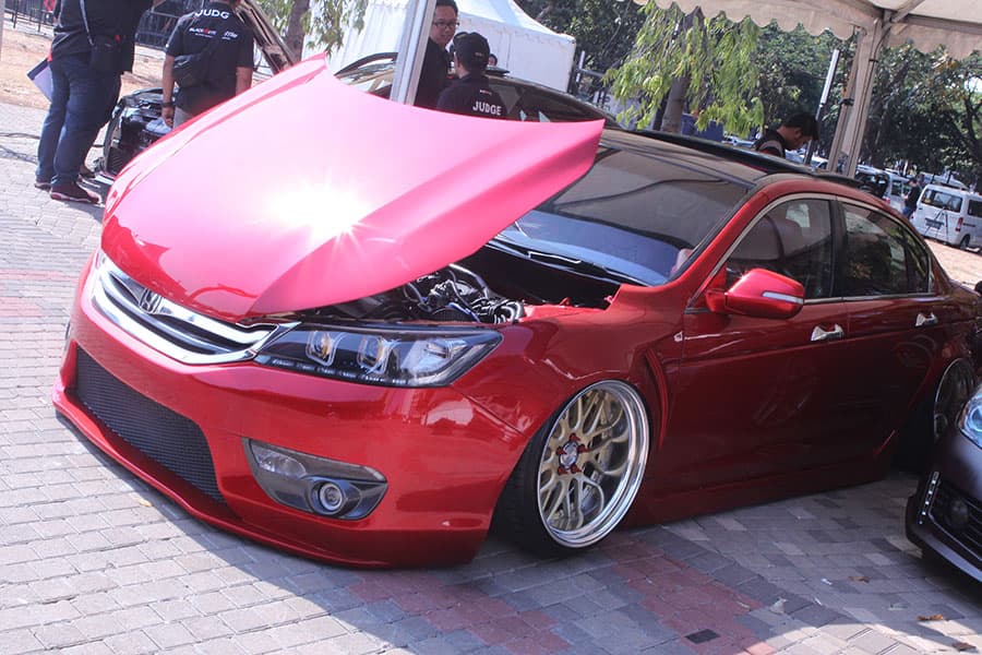 Honda Accord Merah Full Modif Meyakinkan dengan Gaya Elegan