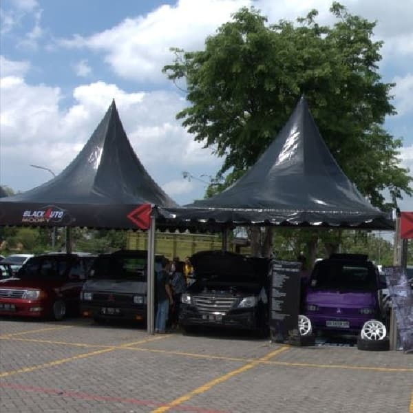 Puluhan Mobil Tanding Dalam BlackAuto Modify Contest Dan Culture, Ini Keseruannya