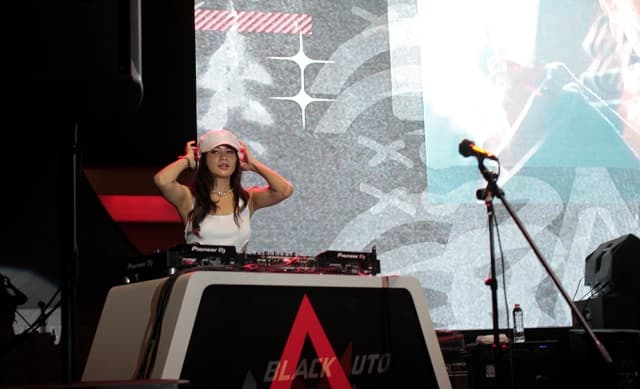 Pecah! DJ Gracella Tampil Maksimal di Hari Puncak BlackAuto Final Battle 2022