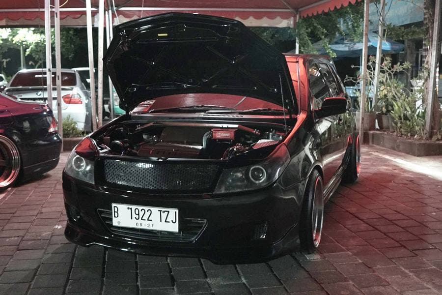 Turun Tiga Mobil, Geely MK 2 Milik Bali Auto Modified Diganjar Best Black Contest Car