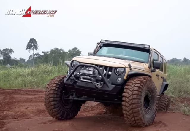 Habiskan 2 Miliar! Rubicon JK Upgrade Kaki-kaki Segagah King-kong