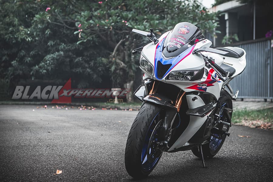 Modifikasi Honda CBR600RR, Proper and Clean  Sportbike 