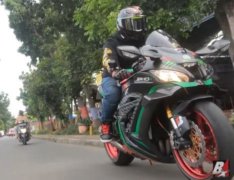 Modifikasi Kawasaki ZX10R, Siap Gas ke  Sirkuit Hingga Touring
