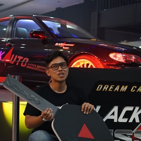  Tuntaskan Black Auto Mission, Rudolf Faisal Terharu Dinobatkan Sebagai Pemenang BMW E46