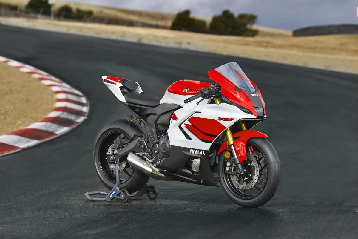 Yamaha YZF-R7 Dapat Versi Terbaru, Supersport Kelas Menengah Dengan DNA Balap Yang Kuat
