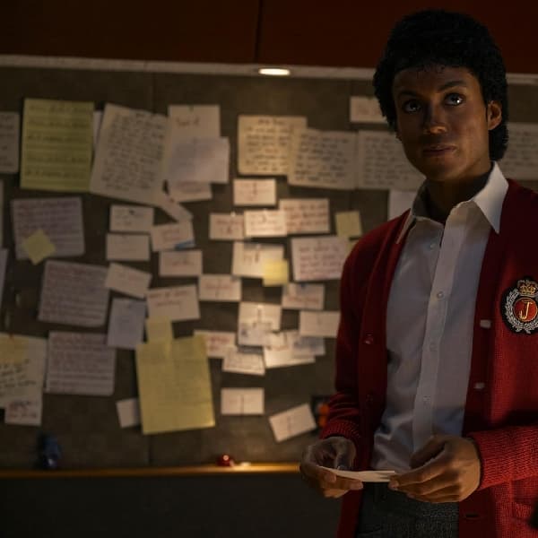 Review Michael, Biopic Paling Seru