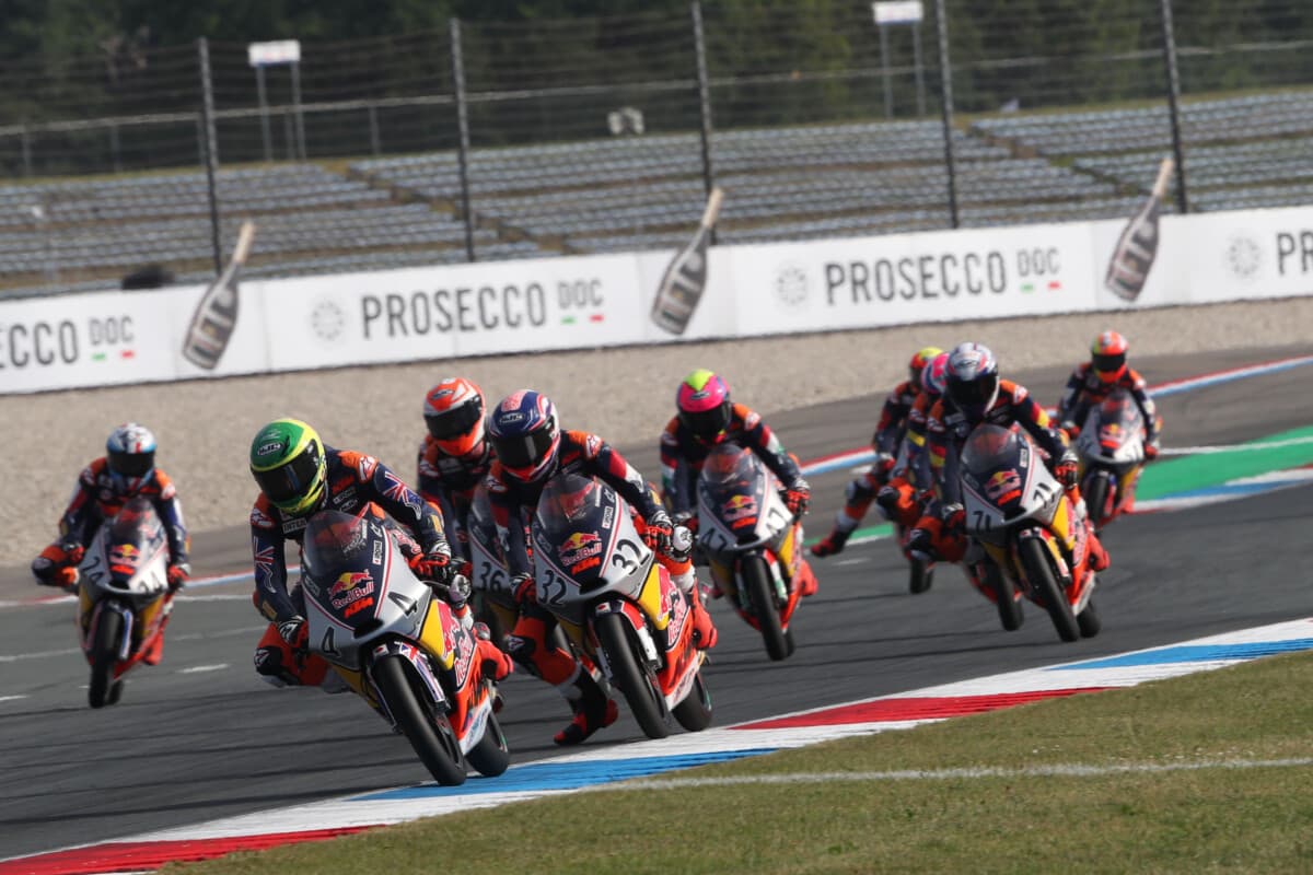 Kiprah Kiandra Ramadhipa di Red Bull MotoGP Rookies Cup Assen Belanda, Ini Hasilnya!