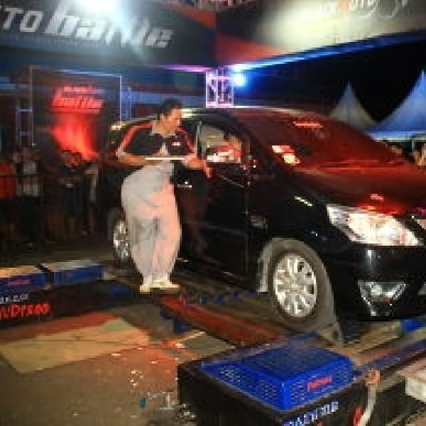 Mencari Yang Tangguh di BlackAuto Battle Purwokerto 2015