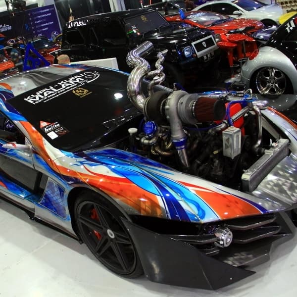 Cara Ekstrim Bikin Suzuki Escudo Jadi Mobil Futuristik