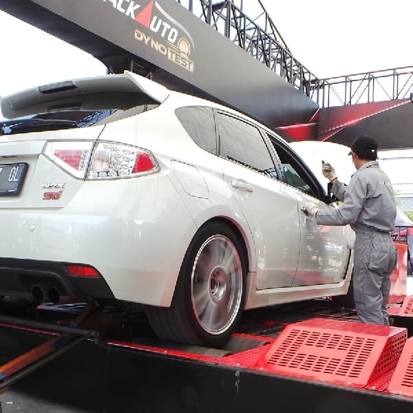 Adu Kuat Mesin di Black Auto Dyno Test Berlangsung Menegangkan