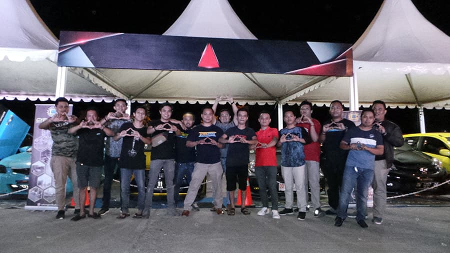 Komunitas Cyber Speed Turunkan 7 Mobil Kontesnya di BlackAuto Battle Makassar