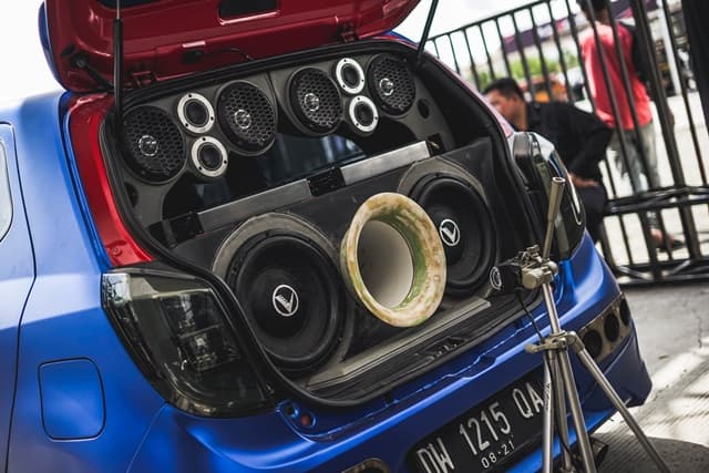 Bersiaplah Para Modifikator Audio di BlackAuto Battle Solo