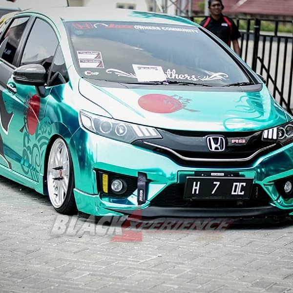 Rasakan Kehebohan Final BlackAuto Battle 2018 di Surabaya