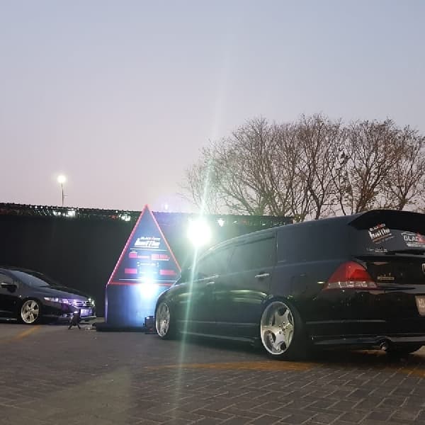Black Car Community Solo Turut Ramaikan BlackAuto Battle 2018 Di De’Tjolomadoe