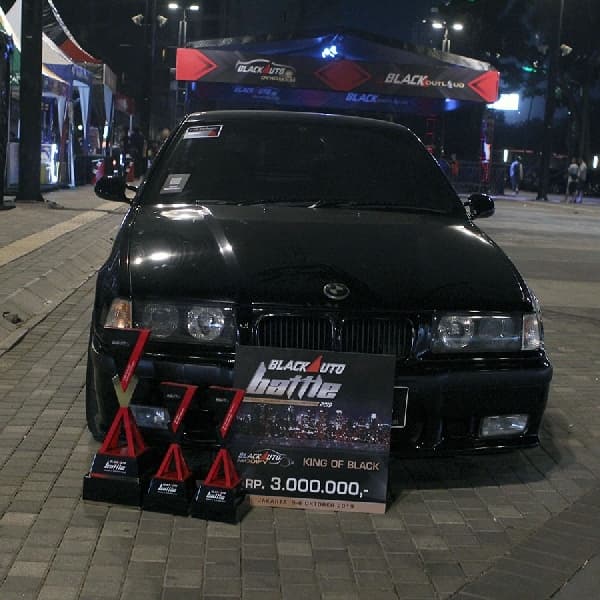 BMW E36 Japanese Version Sabet King of Black di BlackAuto Battle 2019 Jakarta