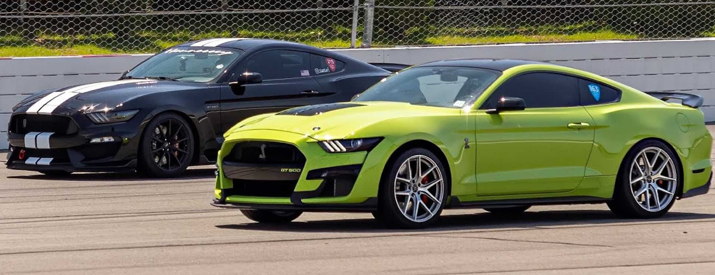 Menyimak Drag Race Dua Modifikasi Shelby GT500s, Siapa Pemenangnya?