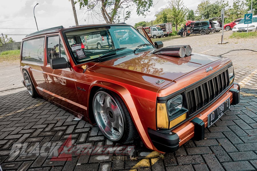 Slammed Kandas! Jeep Cherookee Curi Perhatian Di BlackAuto Battle 2022 Solo