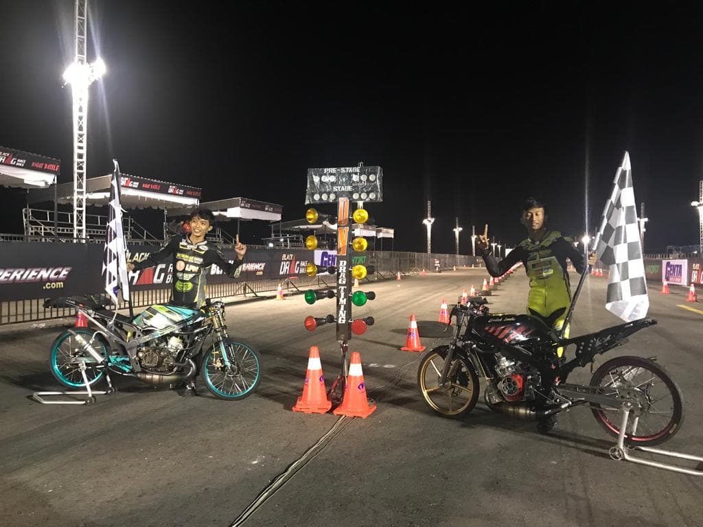 Agung Benggol (Beng-Beng), Ilham Unyil, dan Aji Kelinci Ikut Meramaikan Podium Terhormat Drag Bike Night Battle