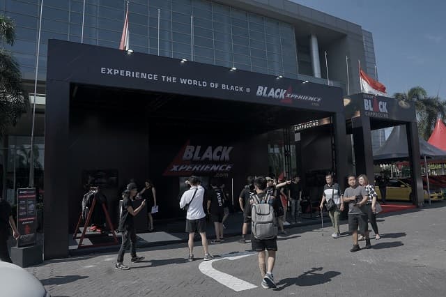 Anti Bosan, Ini Keseruan Booth BlackXperience di Blackauto Battle 2023 Surabaya