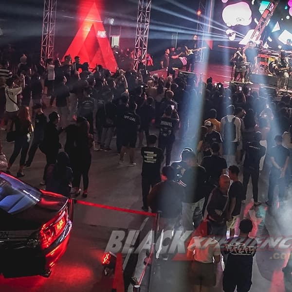 Performance Okaay Bikin Pecah, Sihir Penonton Hingga Nyanyi Bareng di Black Auto Battle 2023 Final Jogja
