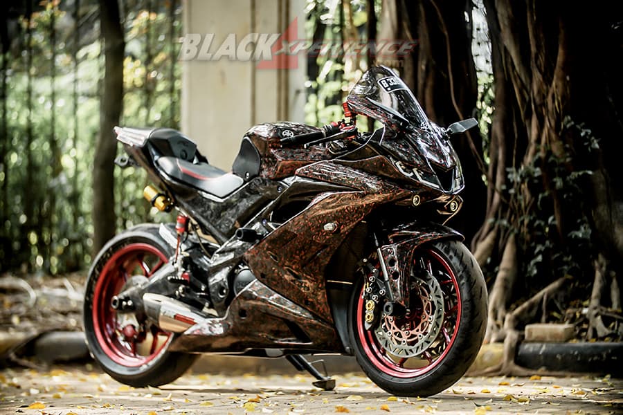 Modifikasi Yamaha R15 Full Carbon, Diamond Red, Kekar ala Superbike