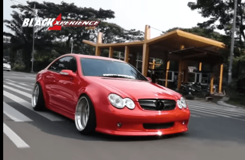 Bersolek Stance Mercedes Benz CLK240 W209 Berparas Eye Cathcing
