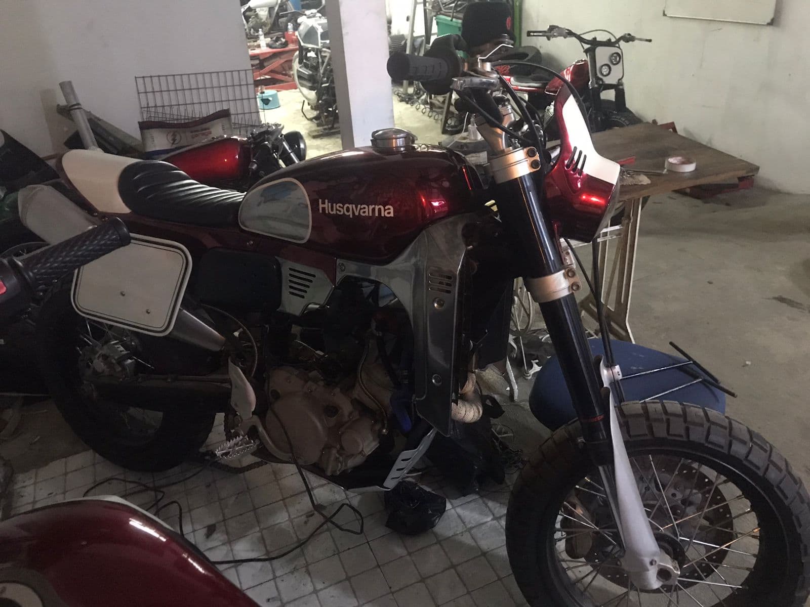 Satset Garage, Workshop Kustom dengan Andalan Flattracker