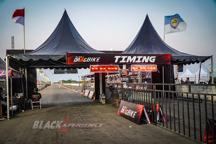 H-5 Black Drag Bike Semarang, Dragster dan Tim Harus Setting Motor Andalannya