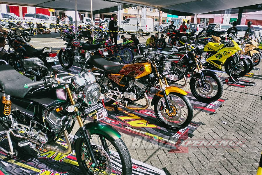 Pals, Gimana Kalau Weekend Ikut Kontes Motor dengan Suara Gurih Knalpot dari Drag Bike