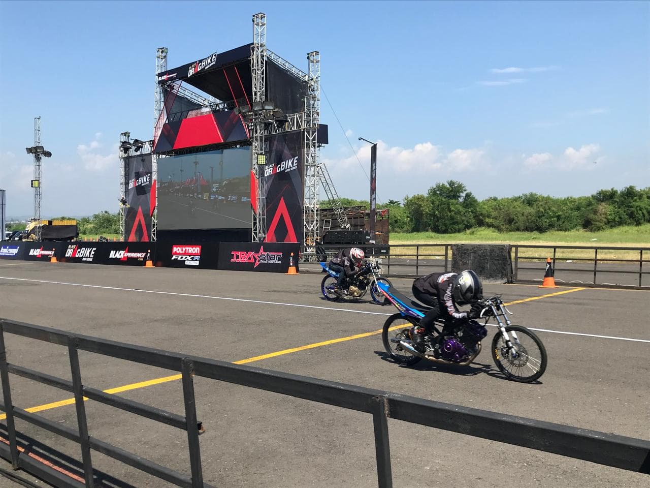 Black Drag Bike 2024 Dimulai, Pertarungan Sengit Dragster di Kelas Supporting nih Pals