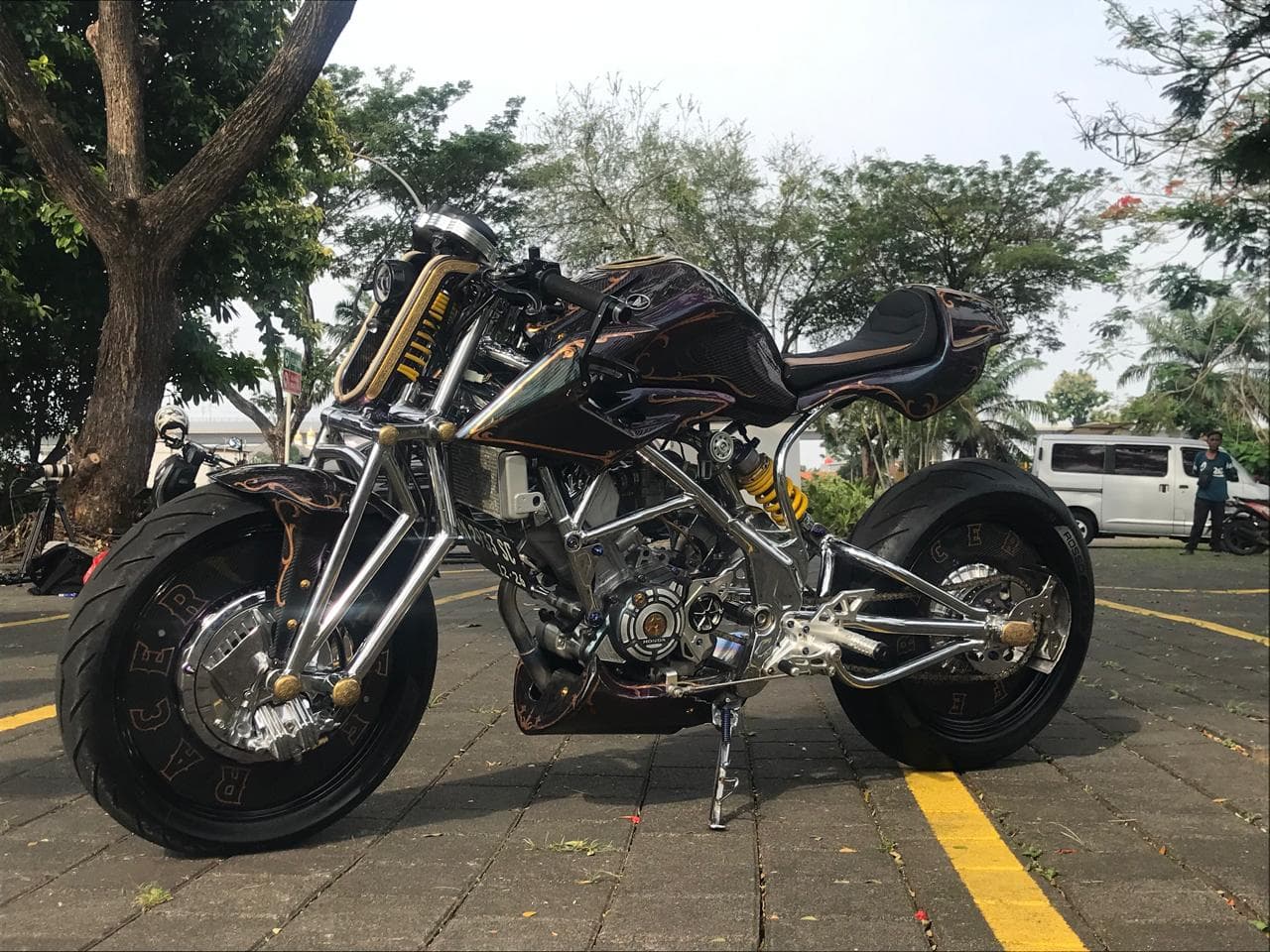Semut Ireng Neo Cafe Racer Bukti Produktif Bikin Karya Kastem