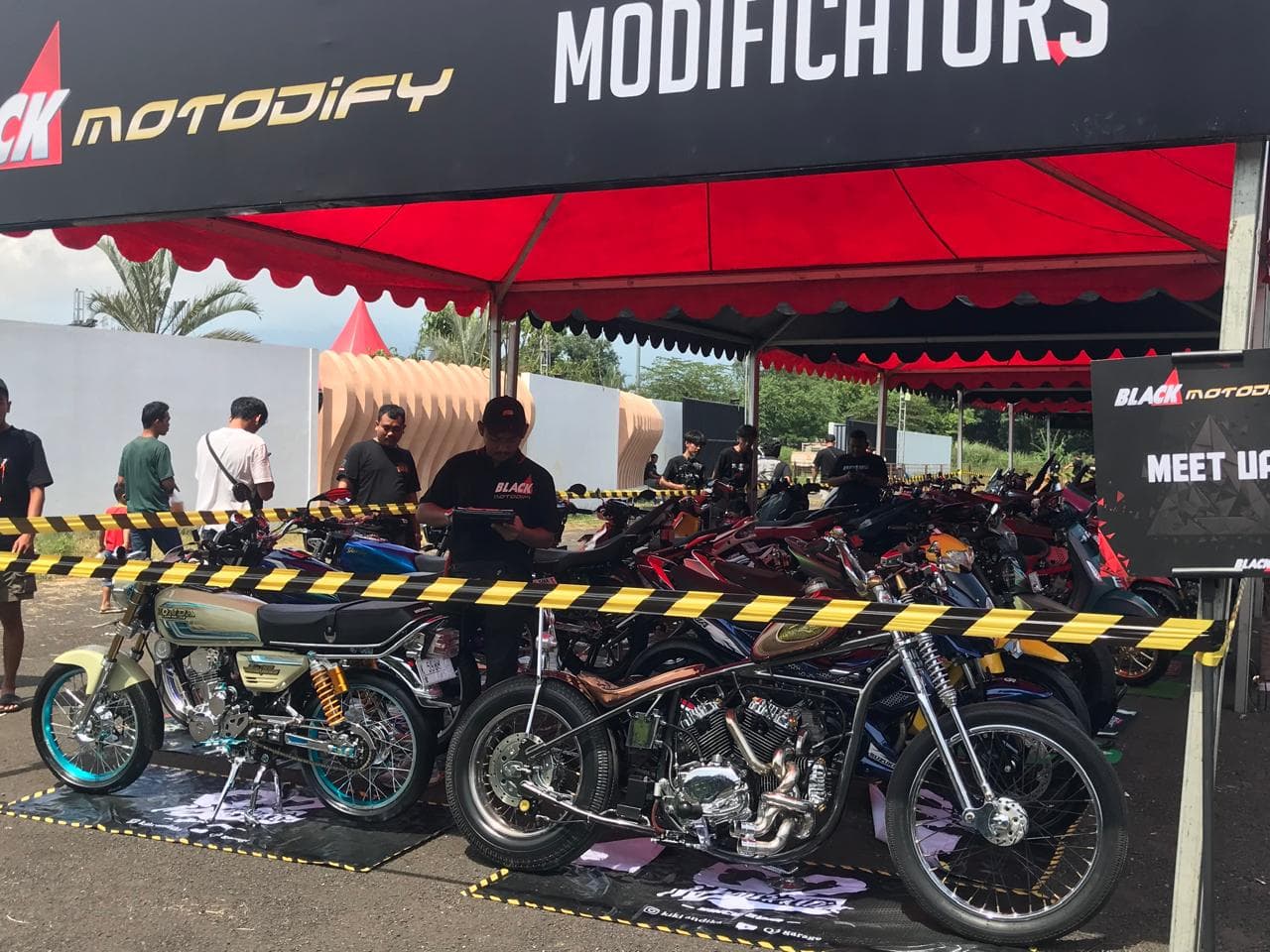 Black Motodify Meet Up Ada Satria Hiu, Honda Forza hingga Benelli
