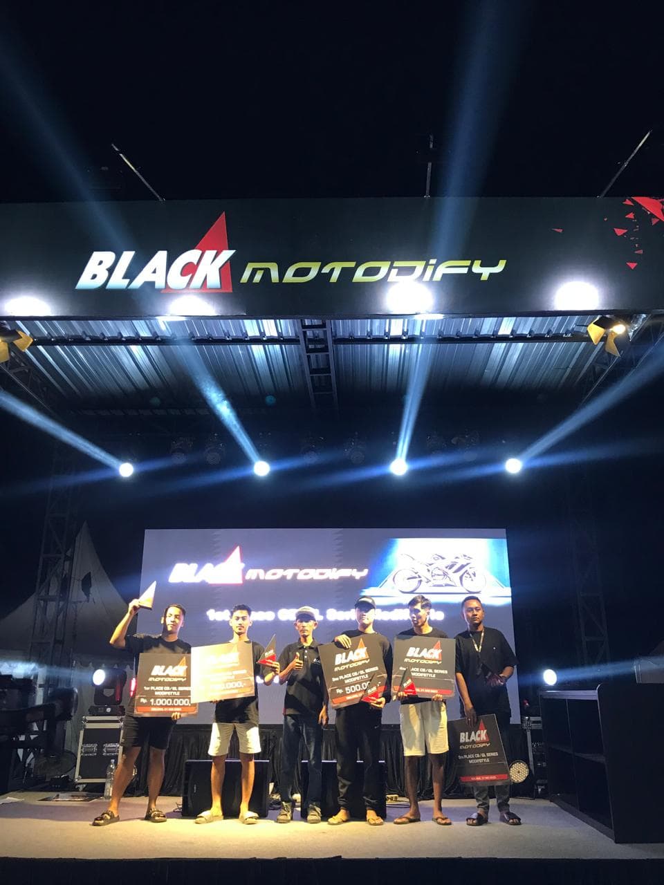 Modifikasi CB/GL dari Boruto Concept Raih Terbaik Ketiga di CB/GL Modifstyle Black Motodify 2025 Malang