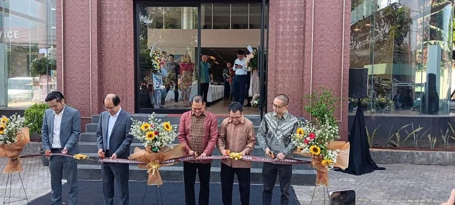 Dealer iCar pertama di Indonesia ada di Serpong!