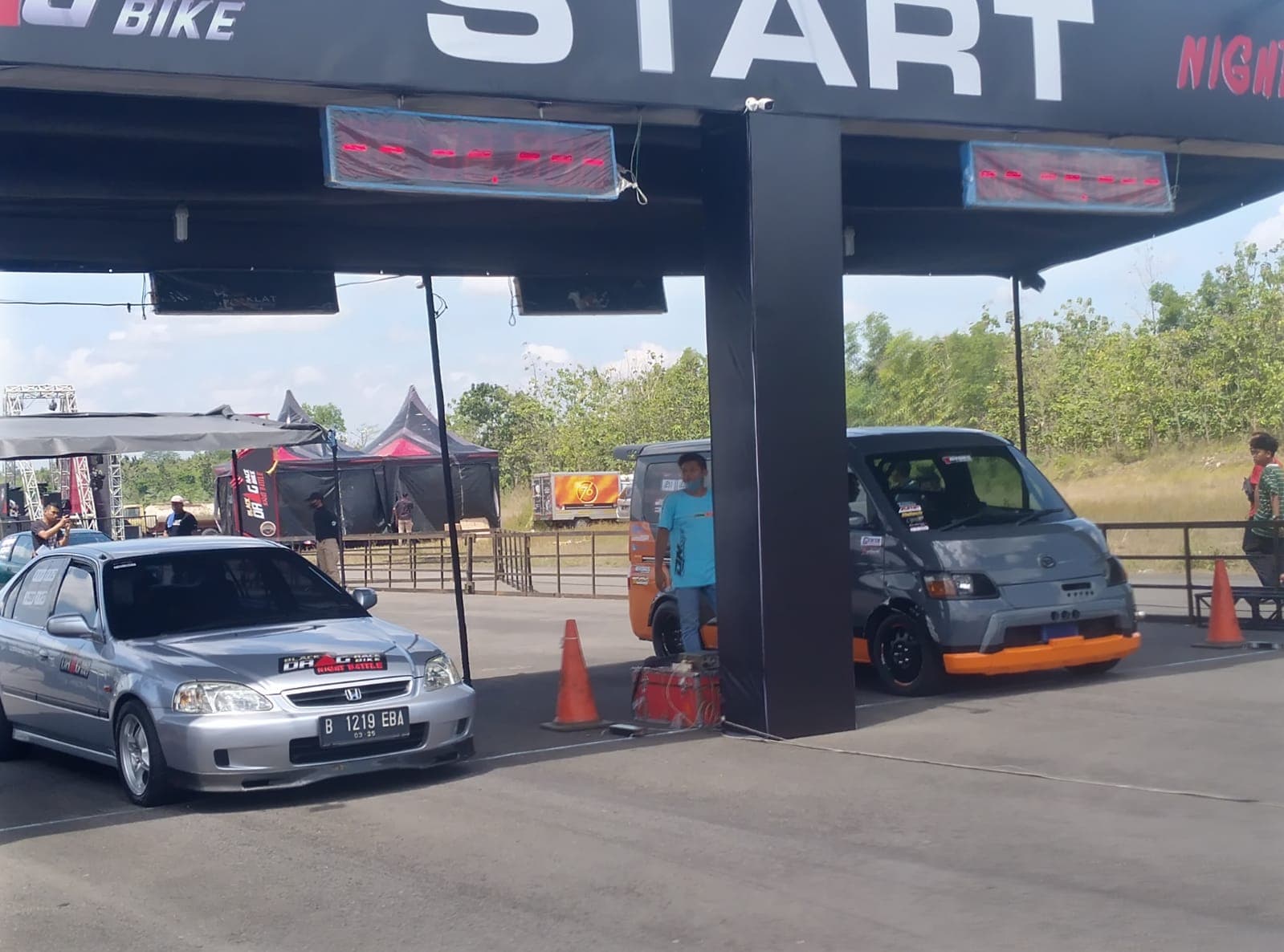 Mau Ikut Drag Race? Ini Regulasi Safety Mobil Berdasarkan Kelas & Waktu di Indonesia