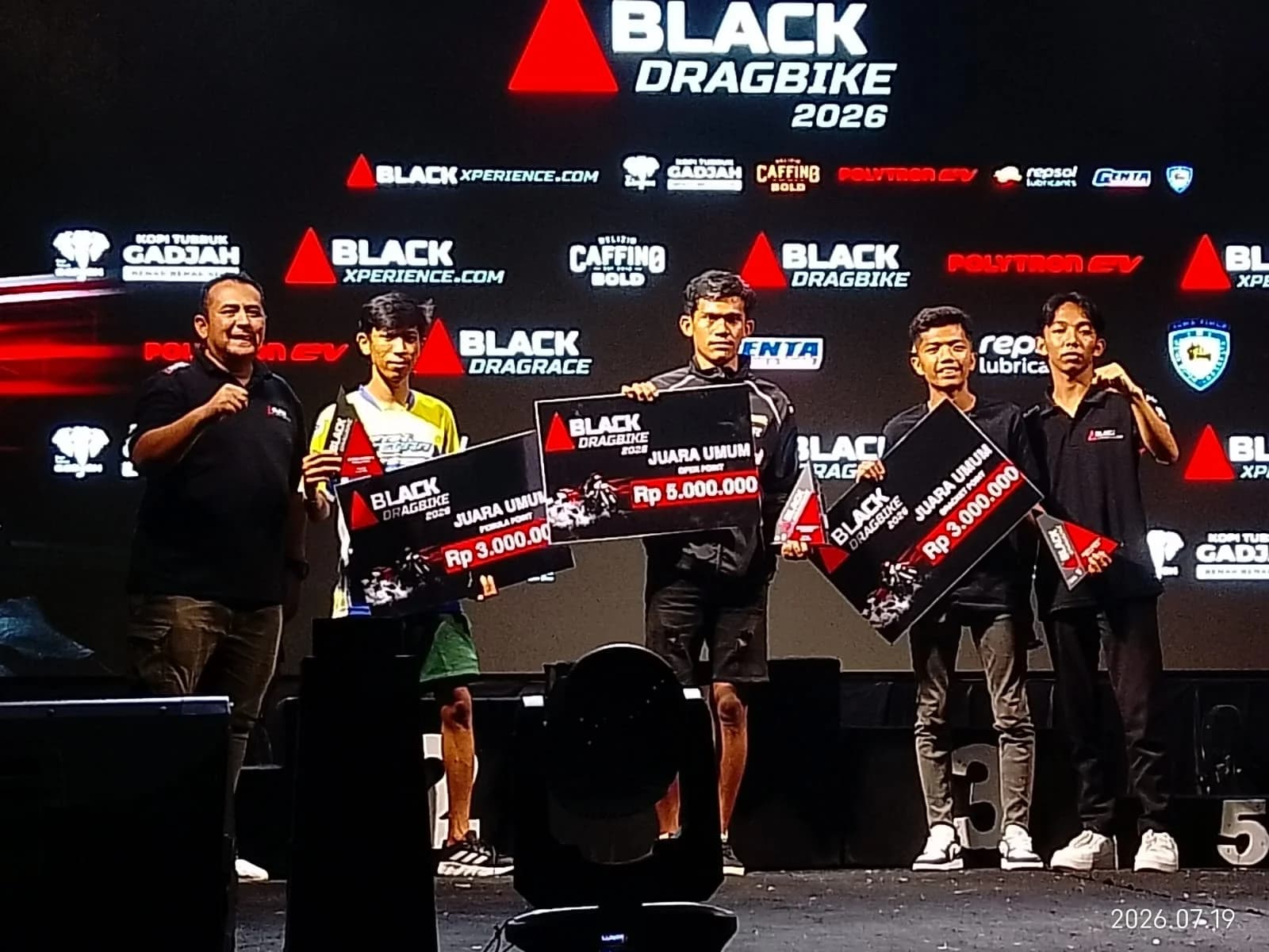 Black Drag Bike 2026 Seri II Kanjuruhan Antarkan Joko Percil Juara Umum Open, Simak Podium 25 Kelasnya